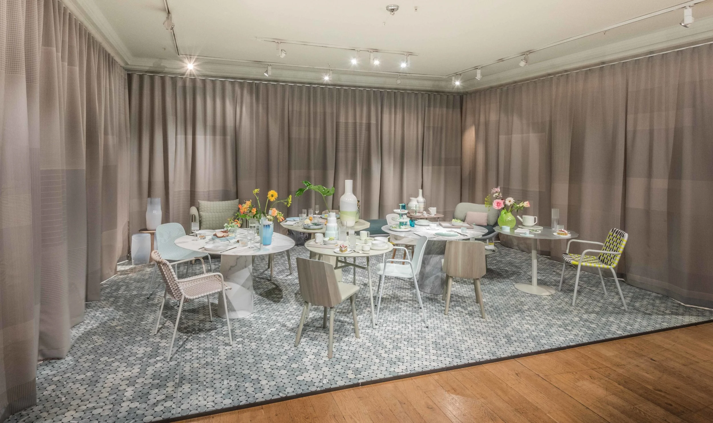 Time for Tea installation at Fortnum & Mason, Scholten & Baijins. Photo by Charles Emerson.